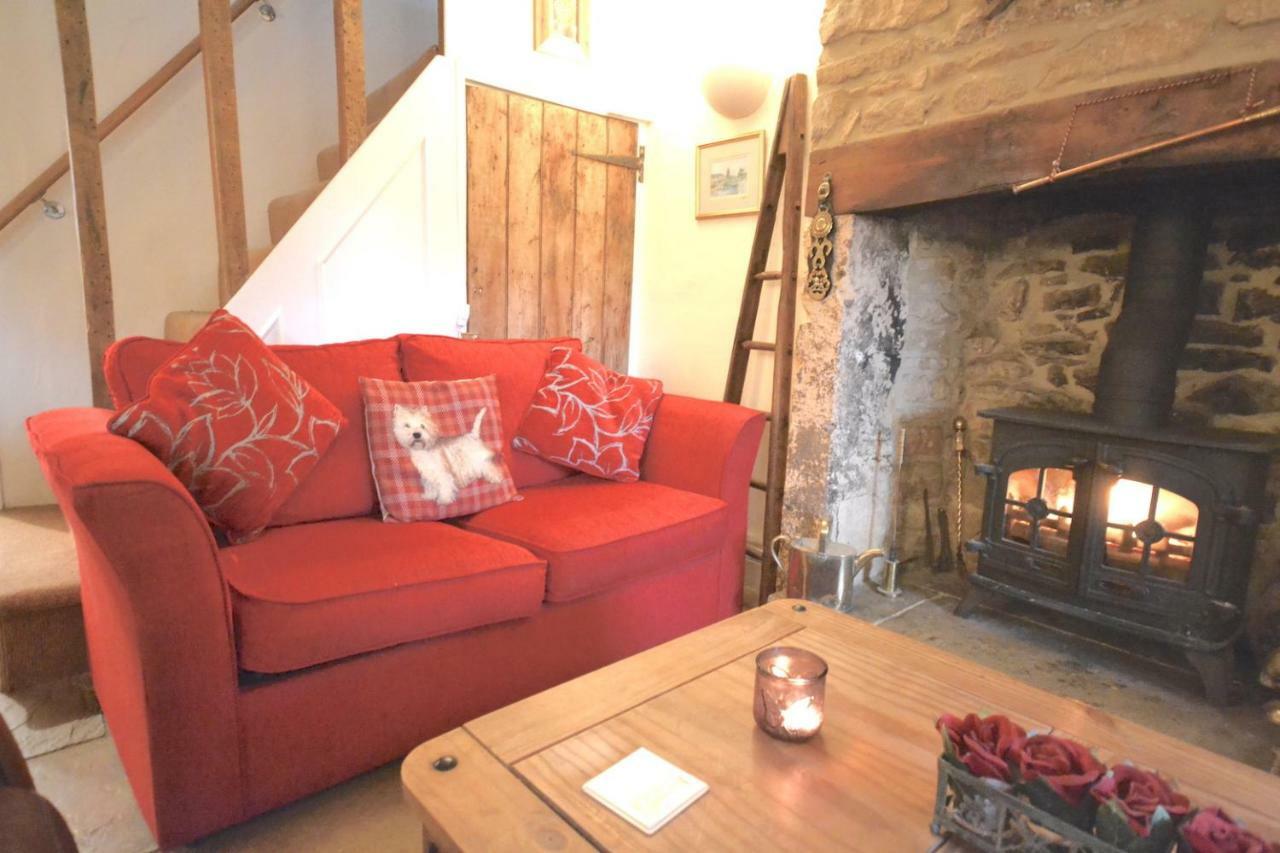 Odd CottageOddington  エクステリア 写真